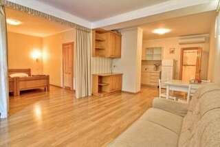 Гостиница Вилла Балгатура Гурзуф 1-уровневые однокомнатные апартаменты с видовой террасой №706-4