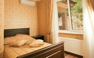 Гостиница Вилла Балгатура Гурзуф 3-уровневые четырехкомнатные апартаменты с видовой террасой № 501-4