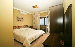 Гостиница Вилла Балгатура Гурзуф 3-уровневые пятикомнатные апартаменты с видовой террасой № 502-1