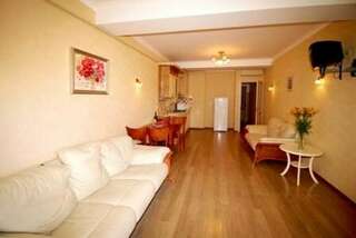 Гостиница Вилла Балгатура Гурзуф 2-уровневые трехкомнатные апартаменты  с видовой террасой № 702-3