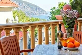 Гостиница Вилла Балгатура Гурзуф 1-уровневые однокомнатные апартаменты с видовой террасой №706-7