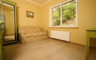 Гостиница Вилла Балгатура Гурзуф 3-уровневые пятикомнатные апартаменты с видовой террасой № 503-4