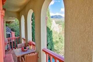 Гостиница Вилла Балгатура Гурзуф 2-уровневые двухкомнатные апартаменты  с видовыми балконами  № 404-8