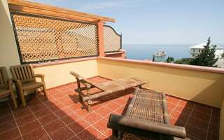 Гостиница Вилла Балгатура Гурзуф 3-уровневые пятикомнатные апартаменты с видовой террасой № 505-6