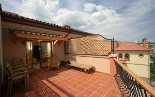 Гостиница Вилла Балгатура Гурзуф 3-уровневые пятикомнатные апартаменты с видовой террасой № 503-8